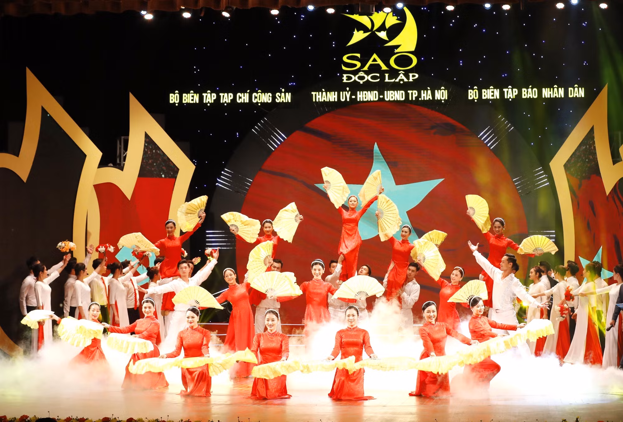 Chương trình “Sao Độc lập” tôn vinh giá trị trường tồn, bất diệt của dân tộc ảnh 1