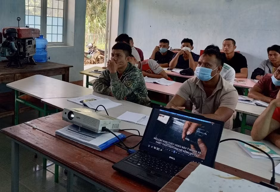 Kon Tum đào tạo nghề cho đồng bào dân tộc ảnh 6
