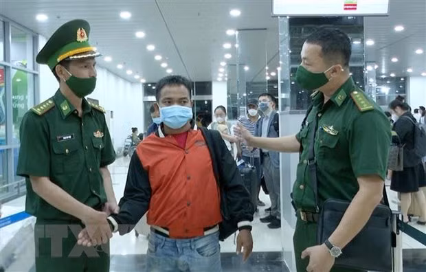 Ngăn chặn bẫy “việc nhẹ, lương cao” ở Tây Nguyên (Bài cuối) ảnh 2