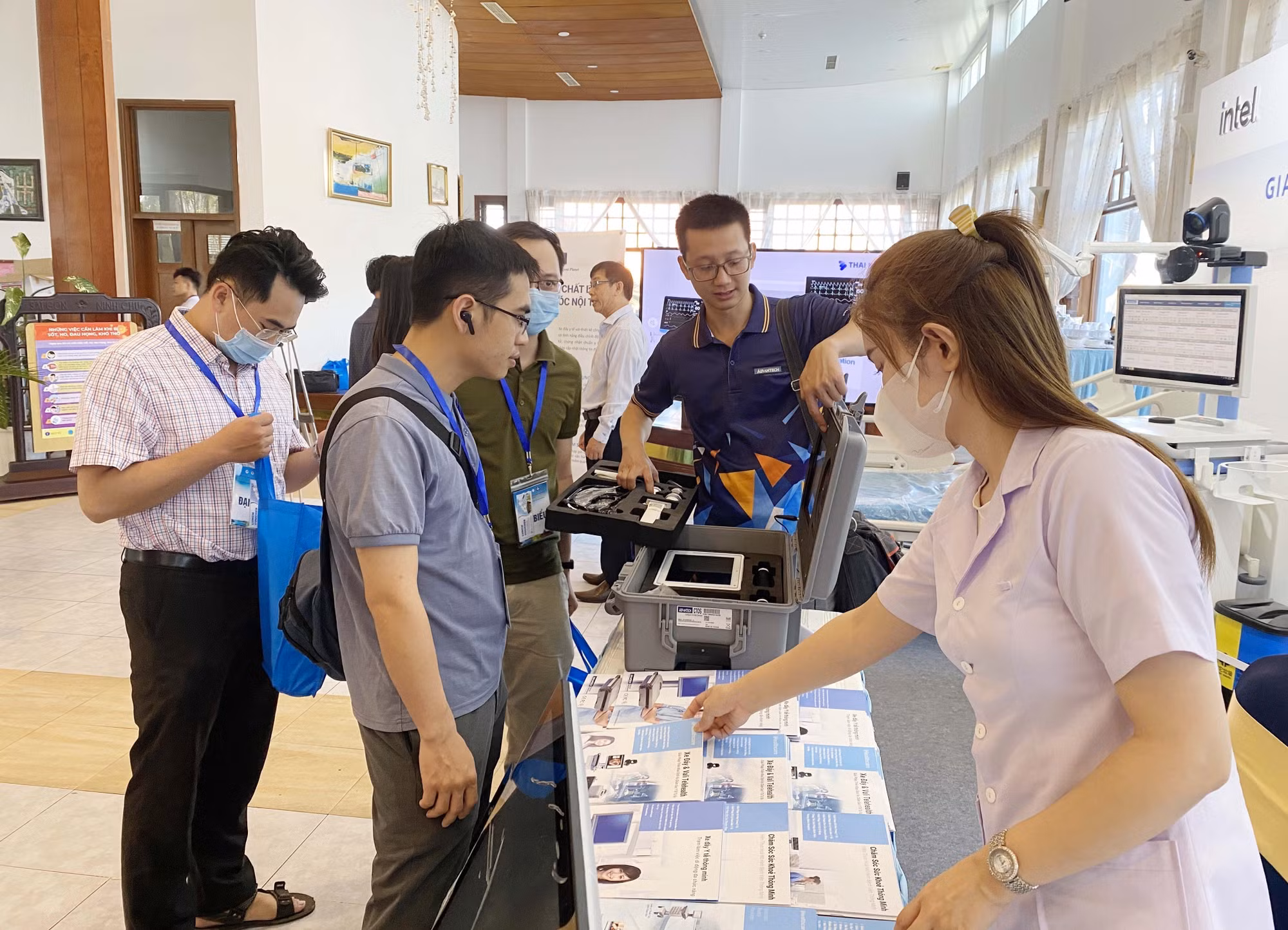 Hội Tim mạch miền Trung - Tây Nguyên chia sẻ kinh nghiệm, nâng cao trình độ chuyên môn ảnh 2