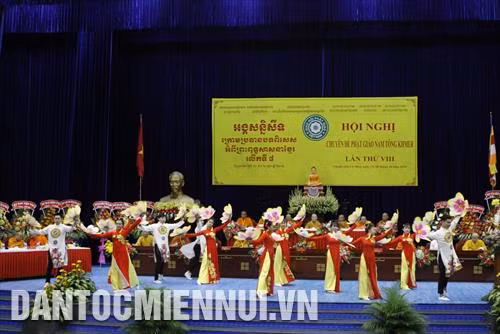 Một số tiết mục văn nghệ chào mừng khai mạc hội nghị
