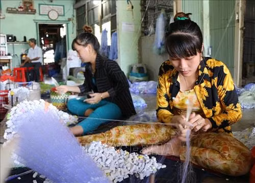 Đồng Tháp: Các làng nghề truyền thống trúng mùa nhờ lũ ảnh 5
