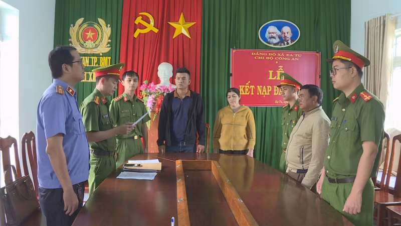 Khởi tố, bắt tạm giam nguyên Chủ tịch Hội Nông dân thành phố Buôn Ma Thuột