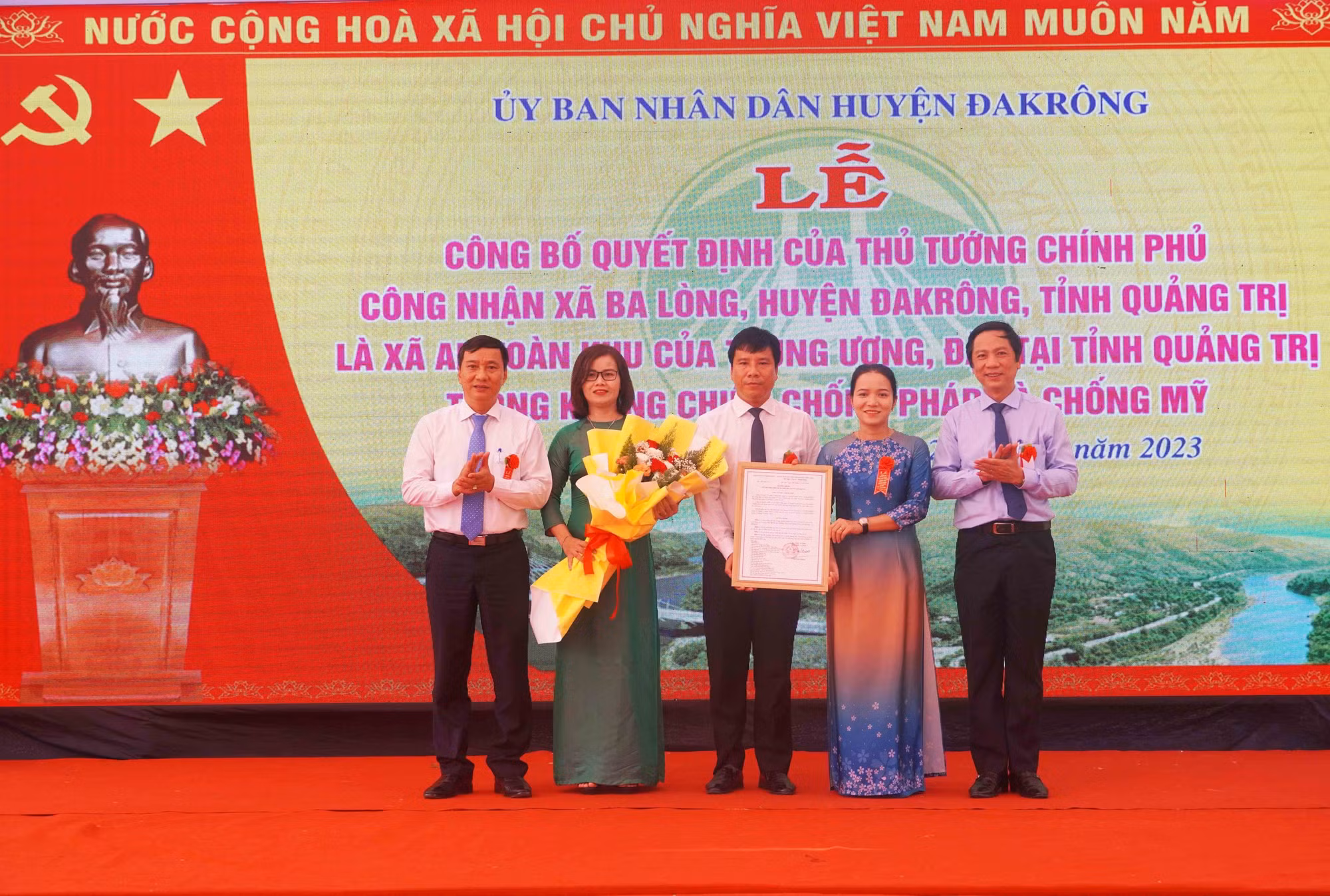Quảng Trị công bố Quyết định công nhận Ba Lòng là xã An toàn khu ảnh 1