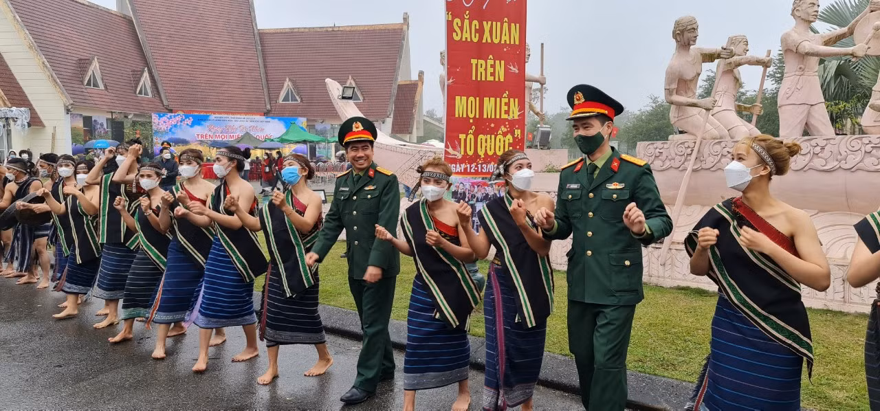 Tưng bừng Ngày hội “Sắc xuân trên mọi miền Tổ quốc” năm 2022 ảnh 15