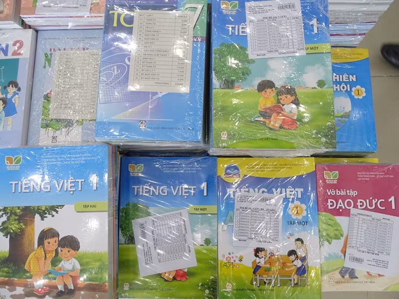 Cà Mau lựa chọn sách giáo khoa phù hợp với năng lực học tập của học sinh ảnh 1