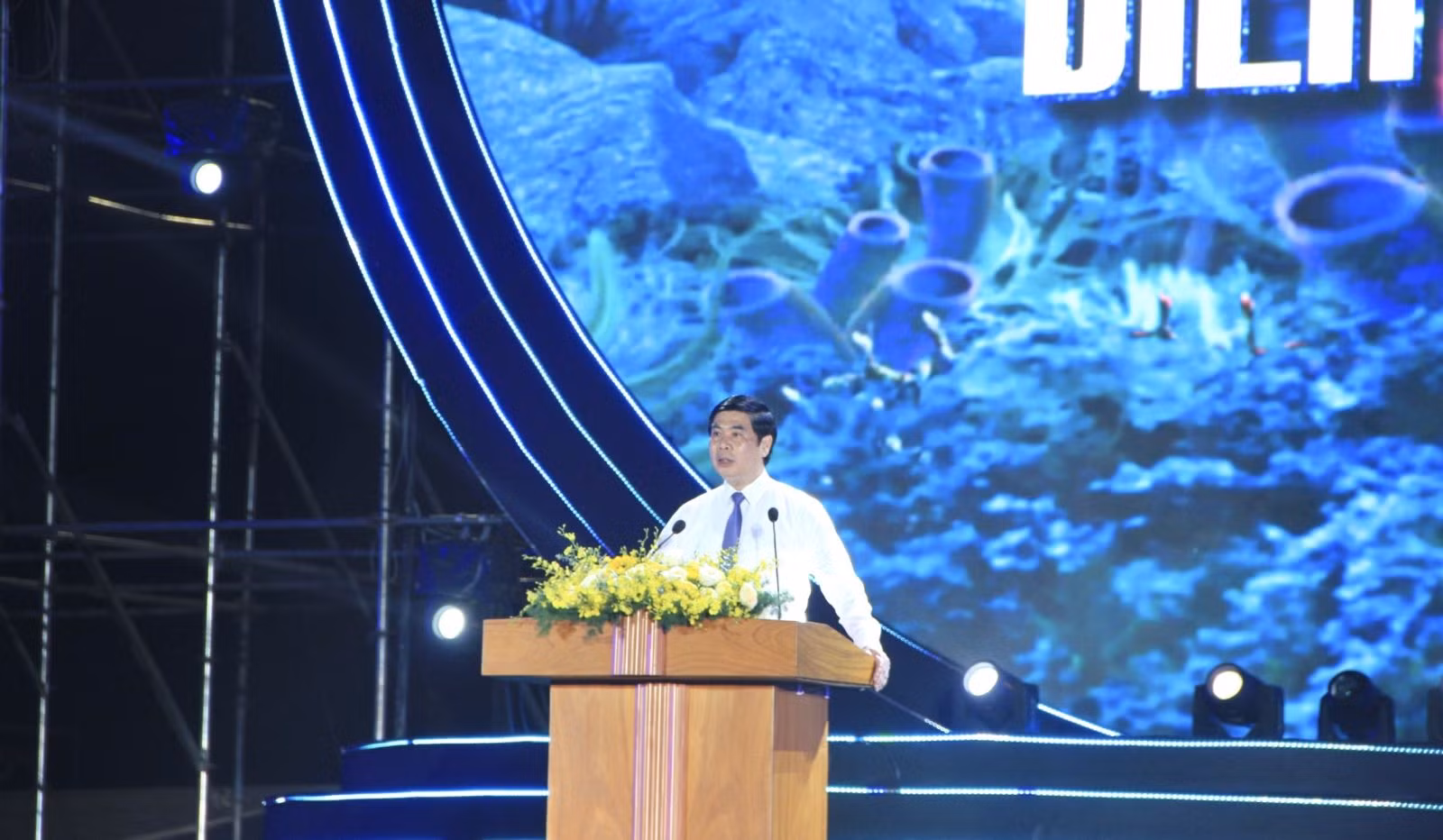 Lễ hội du lịch “Quy Nhơn - Thiên đường biển - Rực rỡ sắc màu” ảnh 2