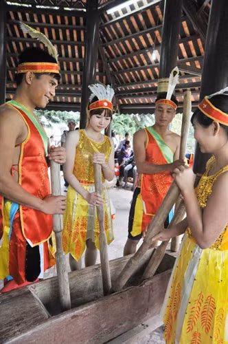 Tiếng đuống reo vui, rộn ràng