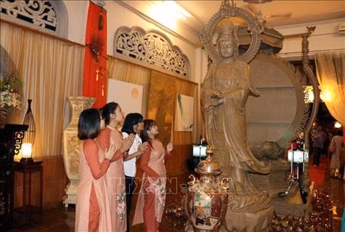 Giới thiệu không gian nghệ thuật Phật giáo truyền thống dân tộc Việt ảnh 2