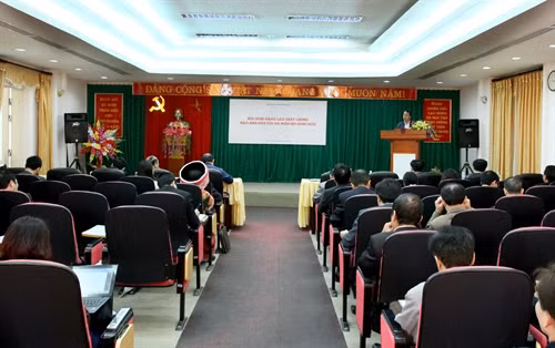Quang cảnh hội nghị.