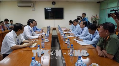 Đoàn công tác của Bộ Giáo dục và Đào tạo làm việc với lãnh đạo Sở Giáo dục và Đào tạo Thành phố Hồ Chí Minh. Ảnh: Thu Hoài - TTXVN