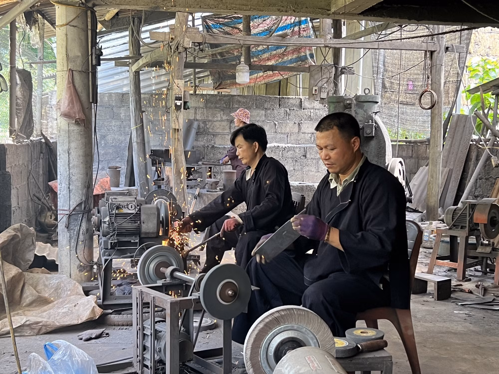 Phát huy truyền thống từ nghề rèn Phúc Sen (Quảng Hòa, Cao Bằng) ảnh 4