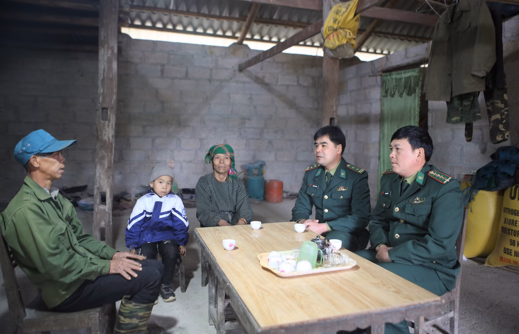 Ngày Biên phòng toàn dân: Sát cánh cùng nhân dân xây dựng nông thôn mới ảnh 3