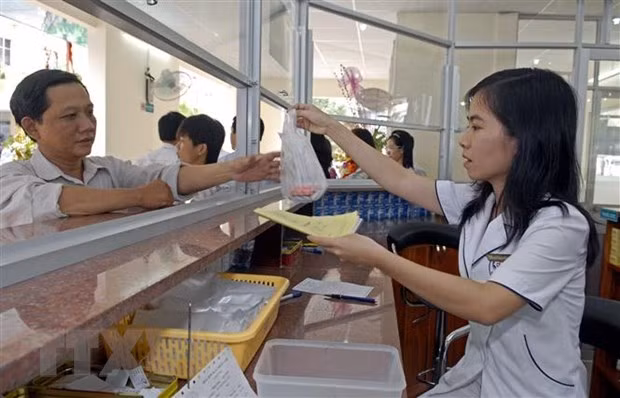 Đảm bảo quyền lợi của người bệnh bảo hiểm y tế khi mua thuốc trực tiếp ảnh 1
