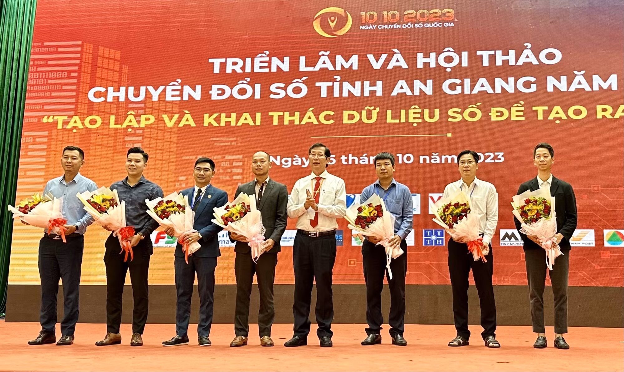Chuyển đổi số là cơ hội để An Giang bứt phá, vươn lên ảnh 2