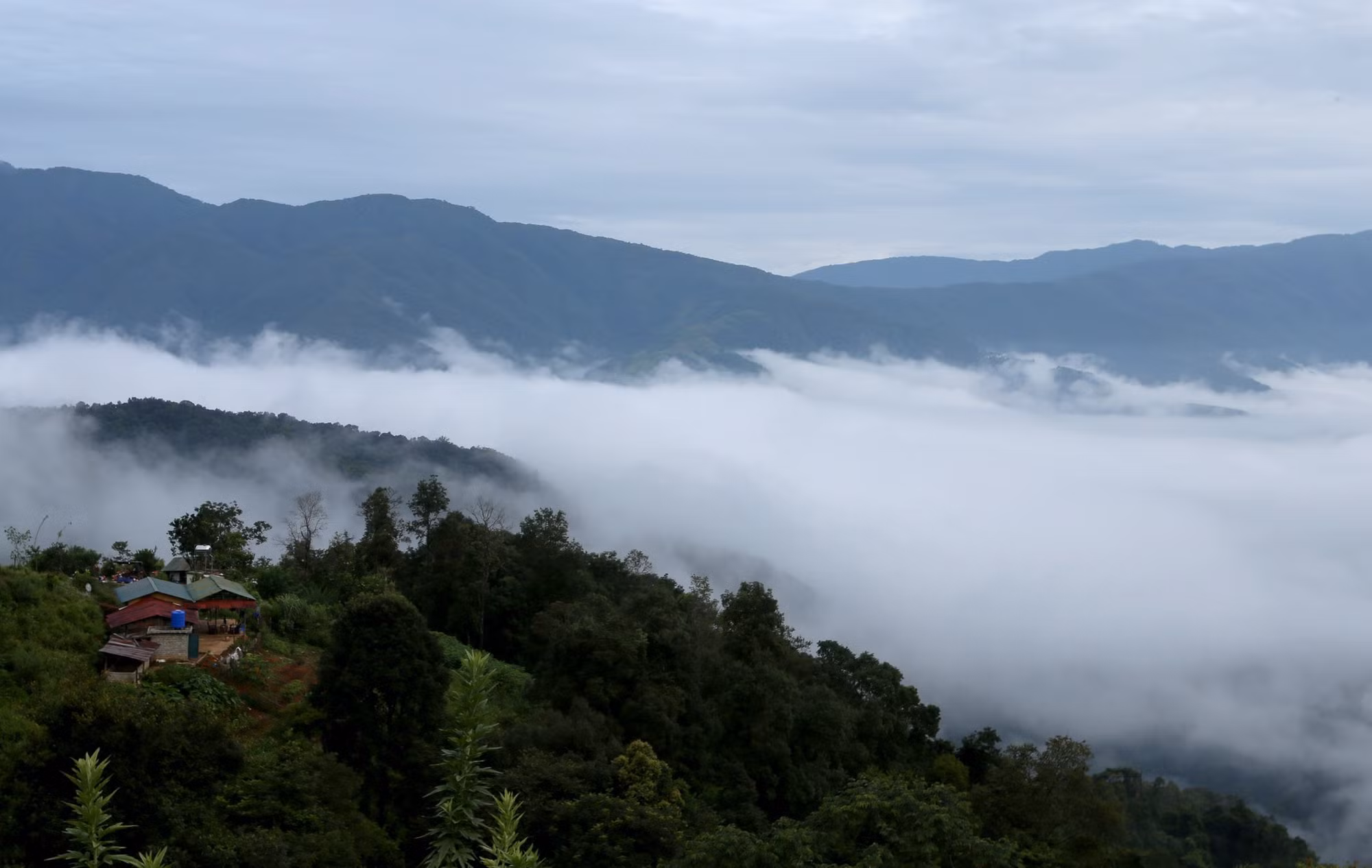Lai Châu: Ka Lăng điểm săn mây đẹp lung linh giữa núi rừng Tây Bắc ảnh 2