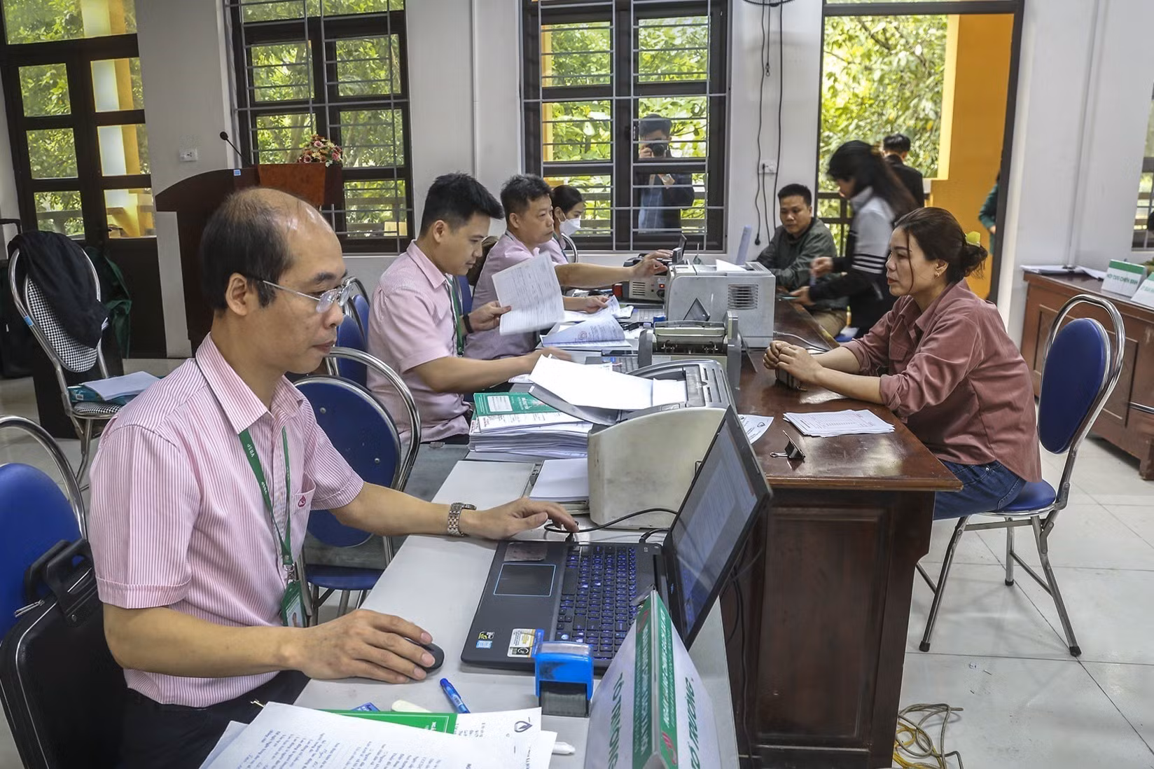 Điểm tựa giúp người dân vùng cao Đà Bắc thoát nghèo ảnh 1