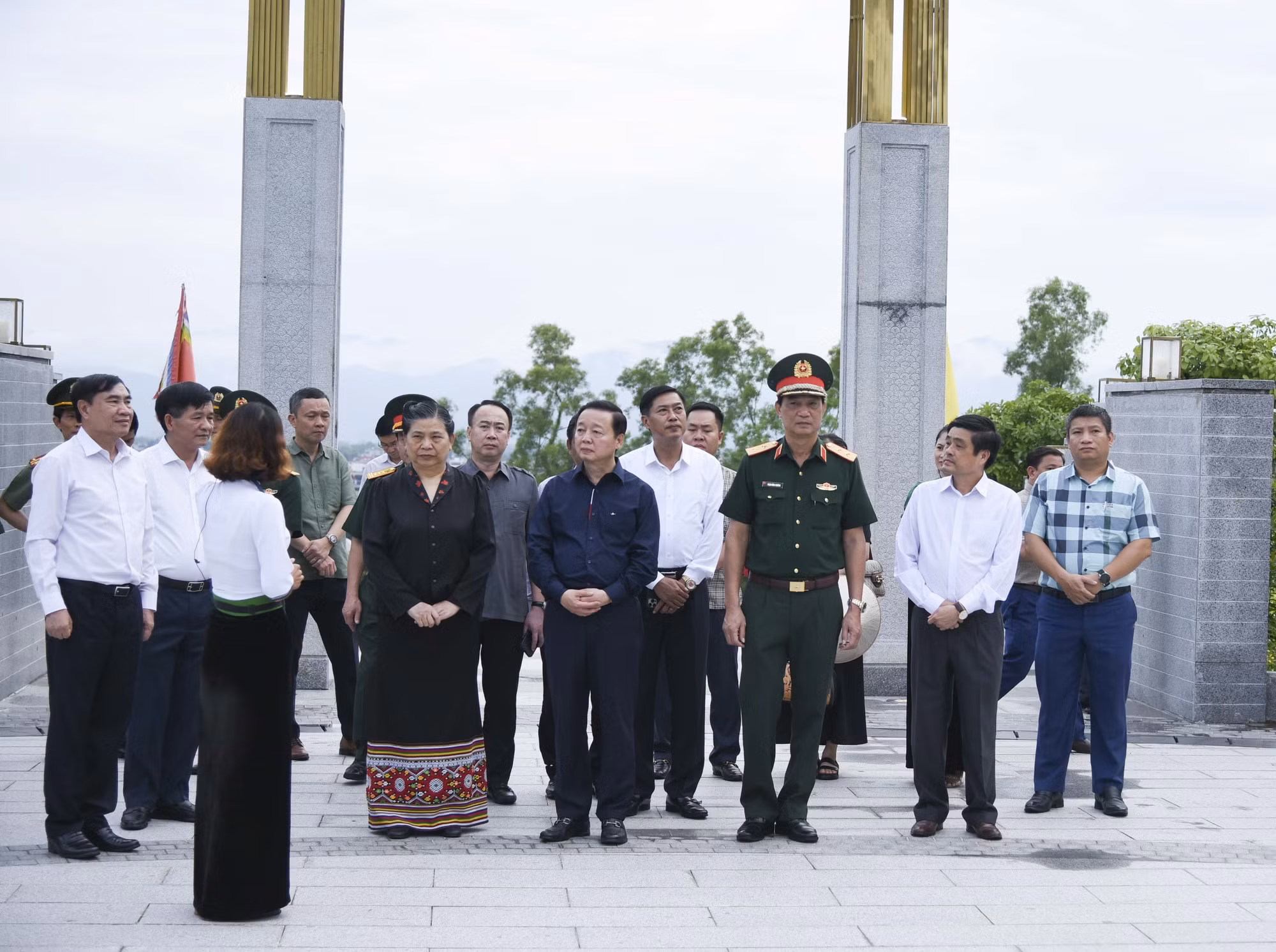 Chủ tịch nước dự Chương trình nghệ thuật đặc biệt: “Bản hùng ca bất diệt” ảnh 9