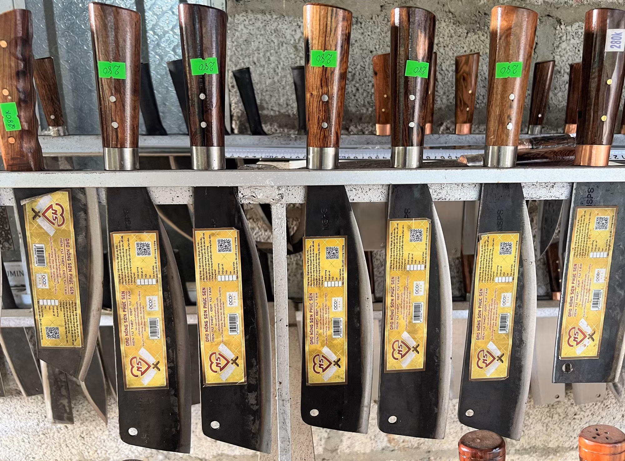 Phát huy truyền thống từ nghề rèn Phúc Sen (Quảng Hòa, Cao Bằng) ảnh 6