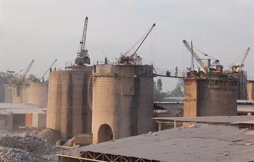 Lò vôi tại khu vực Cầu Nghìn, thị trấn An Bài, huyện Quỳnh Phụ.