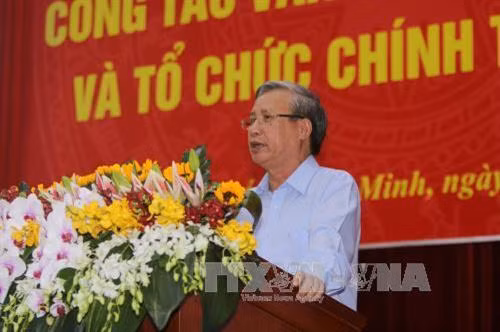 Đồng chí Trần Quốc Vượng phát biểu tại Hội nghị. Ảnh: Thanh Vũ - TTXVN
