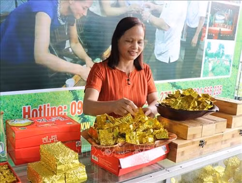 Sản phẩm chè hữu cơ của gia đình chị Nguyễn Thị Hải, chủ nhiệm Hợp tác xã chè La Bằng (huyện Đại Từ). Ảnh: Hoàng Nguyên - TTXVN