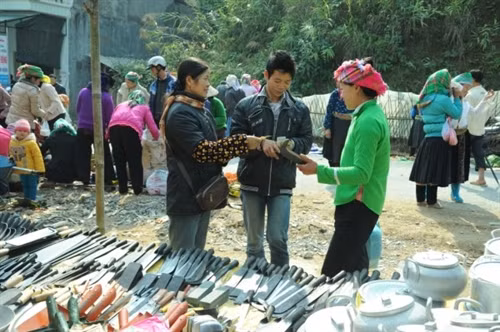 Chợ bò Nà Tốm ảnh 6