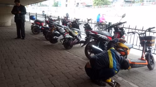 “Thờ ơ” đăng ký xe máy điện ảnh 2