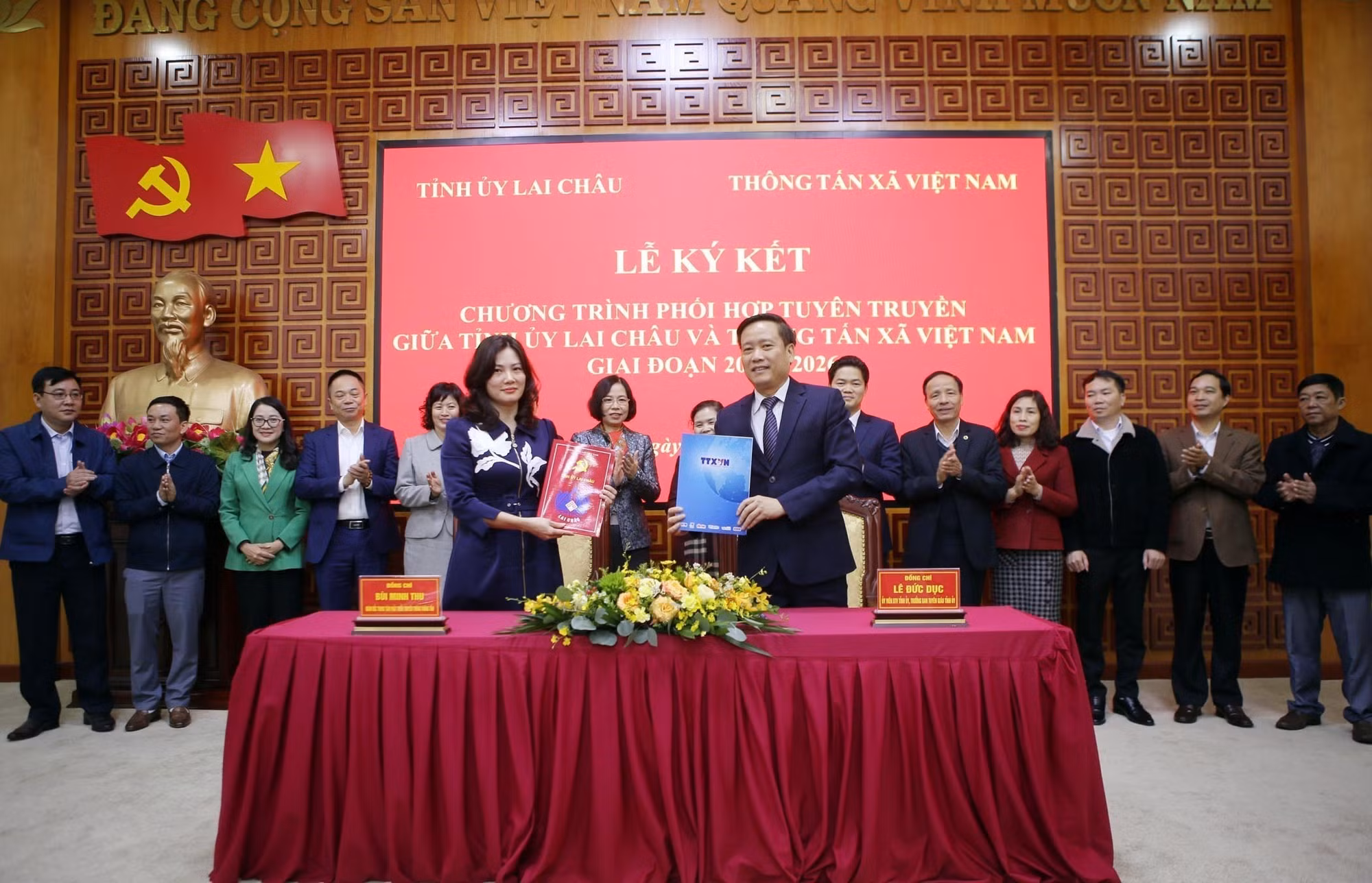 Thông tấn xã Việt Nam ký kết phối hợp tuyên truyền với Tỉnh ủy Lai Châu ảnh 6