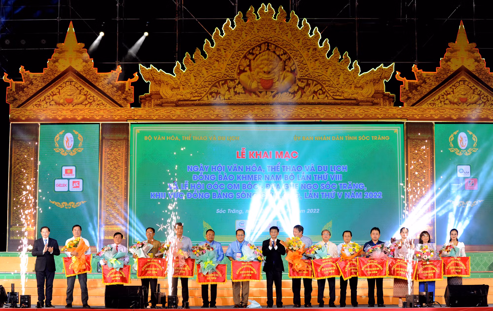 Rộn ràng Ngày hội Văn hóa, Thể thao và Du lịch đồng bào Khmer Nam Bộ ảnh 3