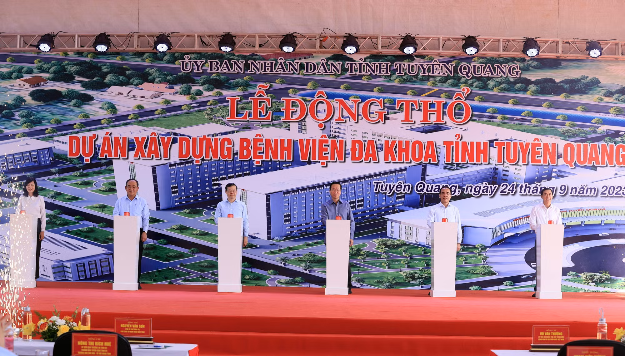 Chủ tịch nước Võ Văn Thưởng dâng hương tại Khu di tích Quốc gia đặc biệt Tân Trào ảnh 13