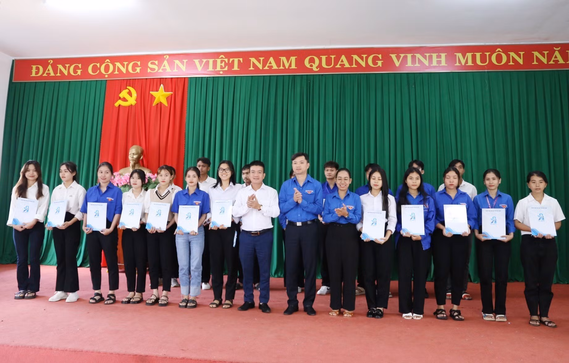 Đắk Lắk đoàn kết, tập hợp thanh niên các dân tộc, thực hiện khát vọng xây dựng đất nước ảnh 1