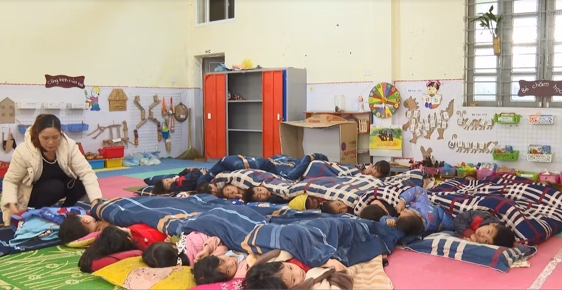 Lai Châu chủ động phòng, chống rét cho học sinh ảnh 3