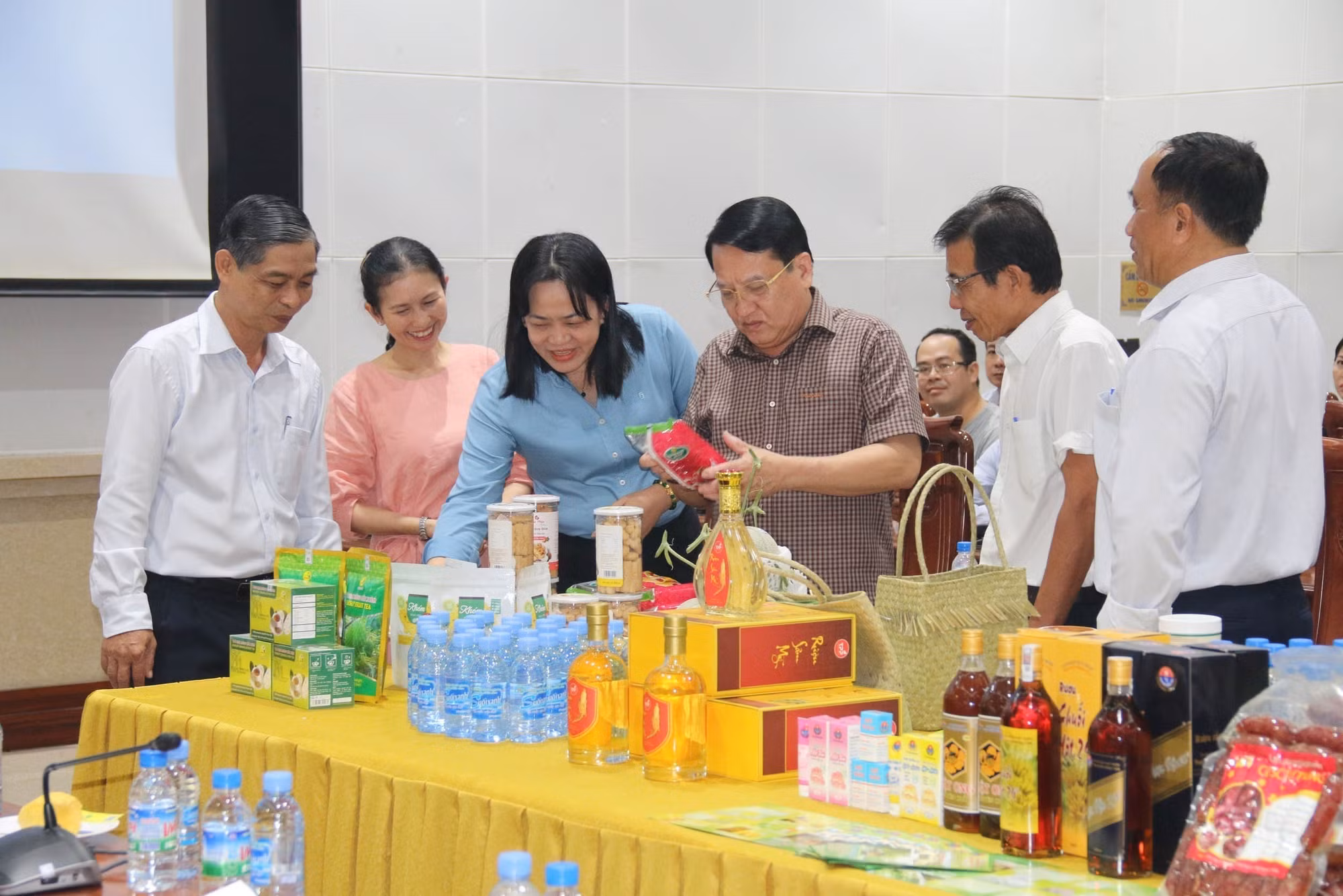 Động lực phát triển nông thôn từ sản phẩm OCOP ảnh 1
