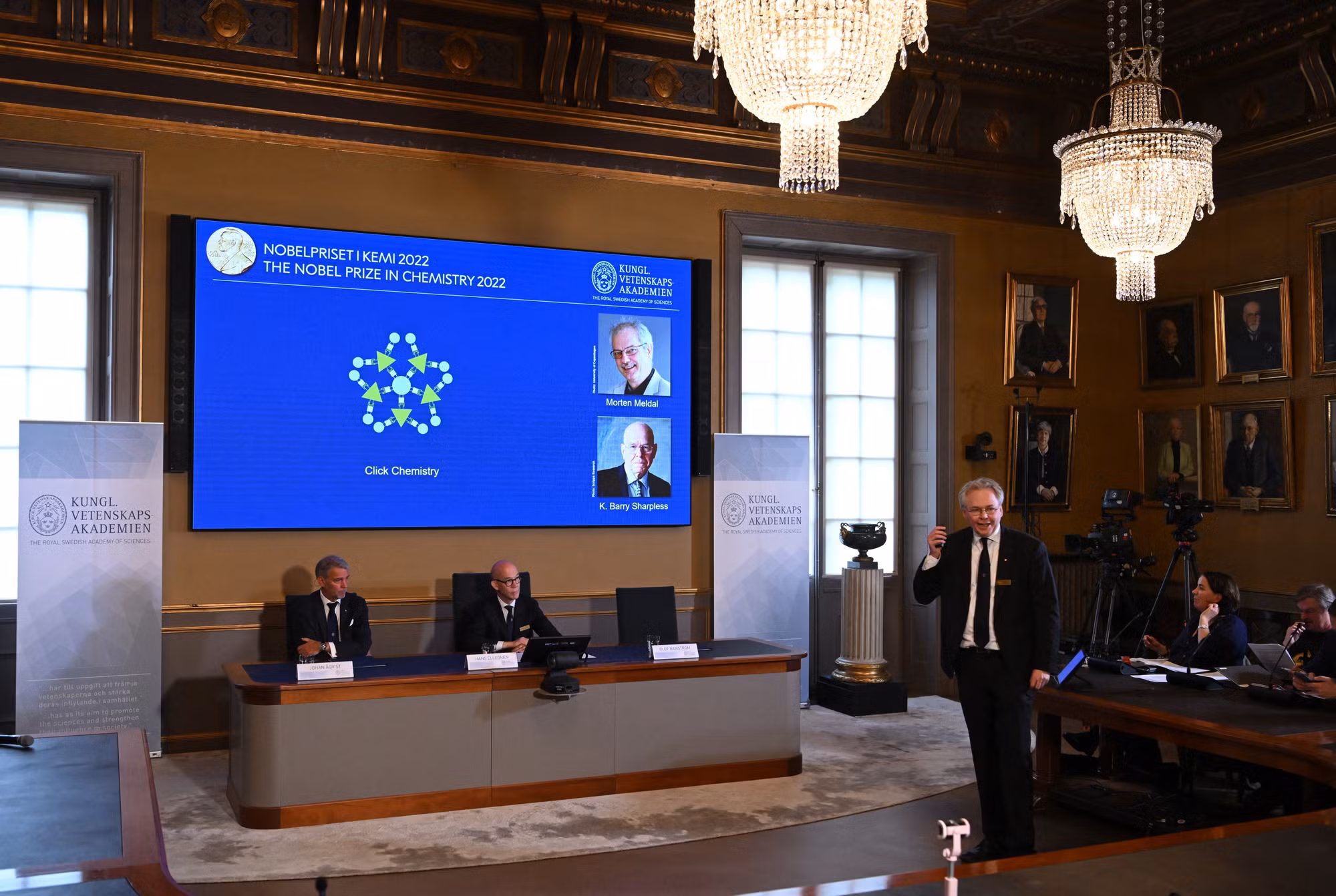 Giải Nobel Hóa học 2022 tôn vinh nghiên cứu trong phát triển liên kết phân tử ảnh 2