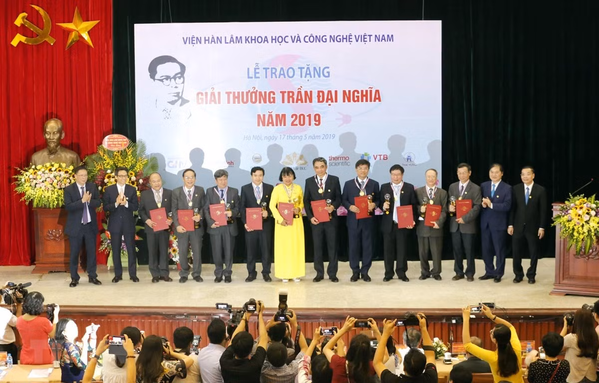 Trao Giải thưởng Trần Đại Nghĩa lần thứ hai ảnh 1