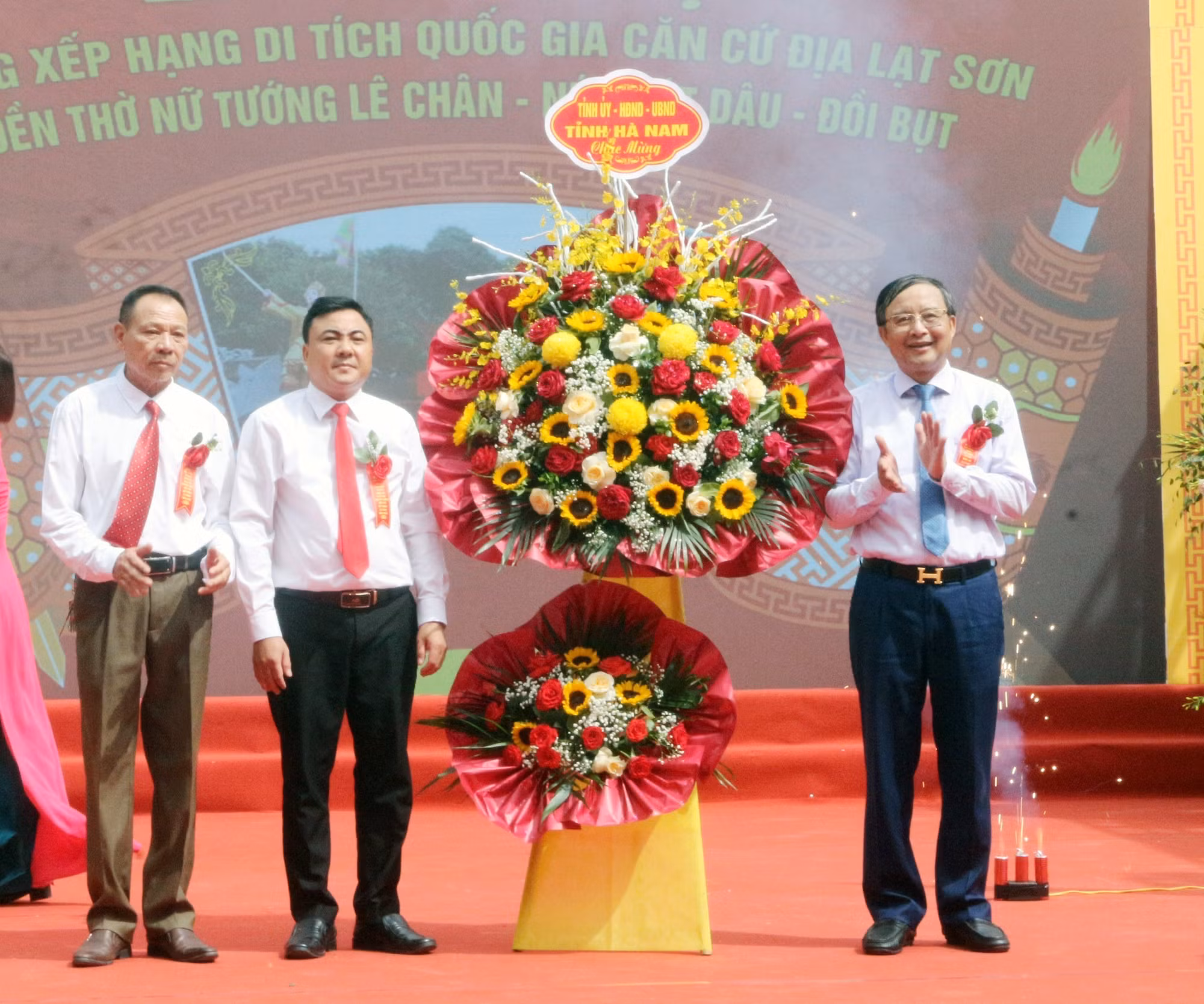 Hà Nam đón nhận Bằng xếp hạng di tích Quốc gia căn cứ địa Lạt Sơn ảnh 2