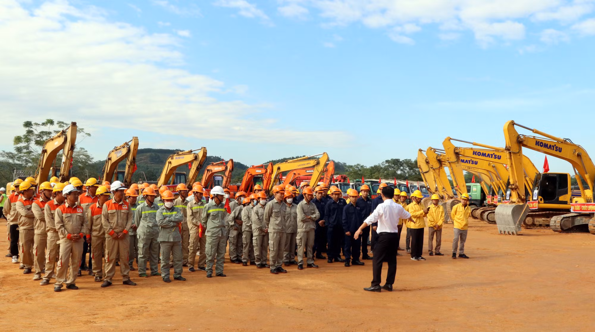 Cao tốc Tuyên Quang - Hà Giang góp phần xóa đói, giảm nghèo, rút ngắn khoảng cách giữa các vùng, miền ảnh 5