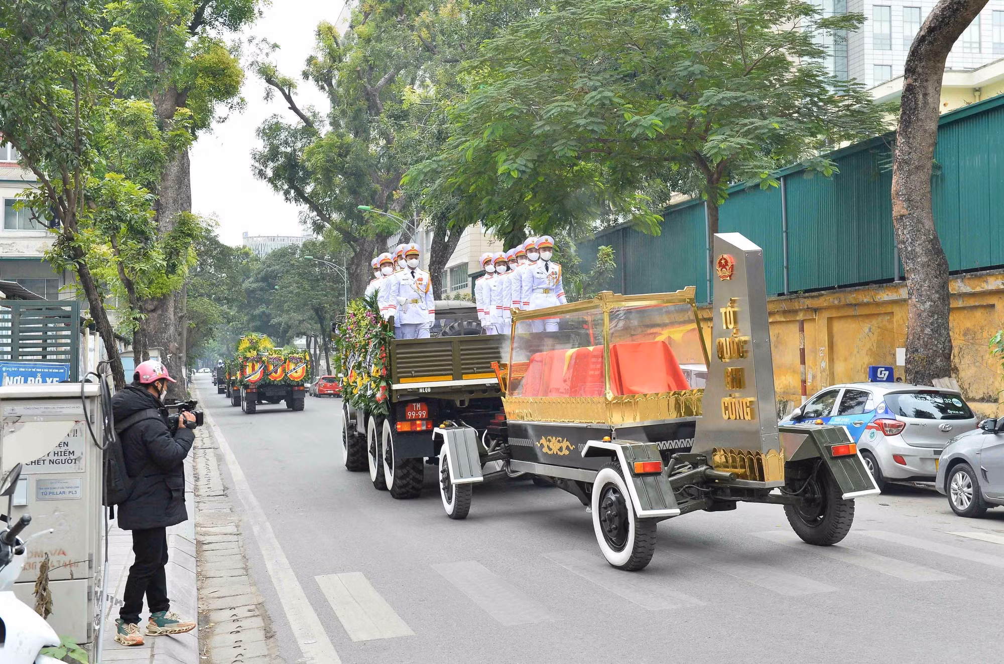 Tổ chức trọng thể lễ tang đồng chí Vũ Oanh ảnh 9