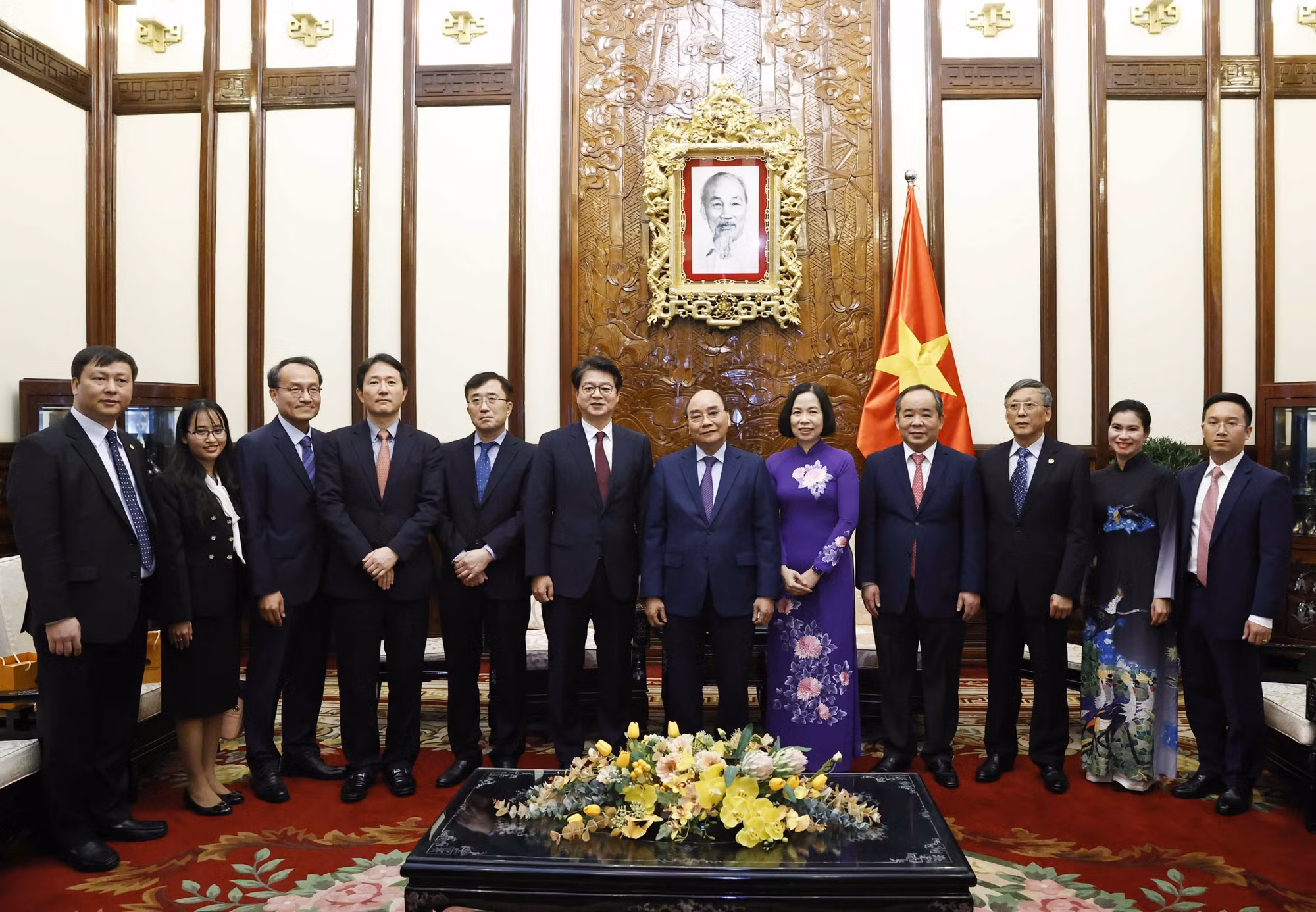 Chủ tịch nước Nguyễn Xuân Phúc: TTXVN và Yonhap tăng cường hợp tác theo tinh thần Đối tác chiến lược toàn diện Việt Nam-Hàn Quốc ảnh 7
