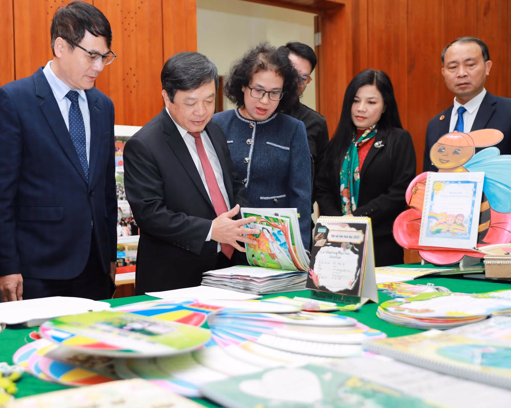 25 giải thưởng tôn vinh tập thể, cá nhân phát triển văn hóa đọc năm 2022 ảnh 4