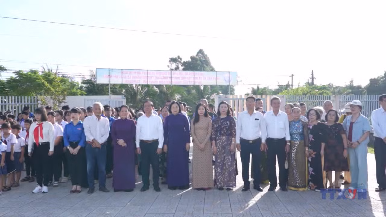 60 năm bức thư Bác Hồ, Bác Tôn gửi thiếu nhi Hoàng Lê Kha