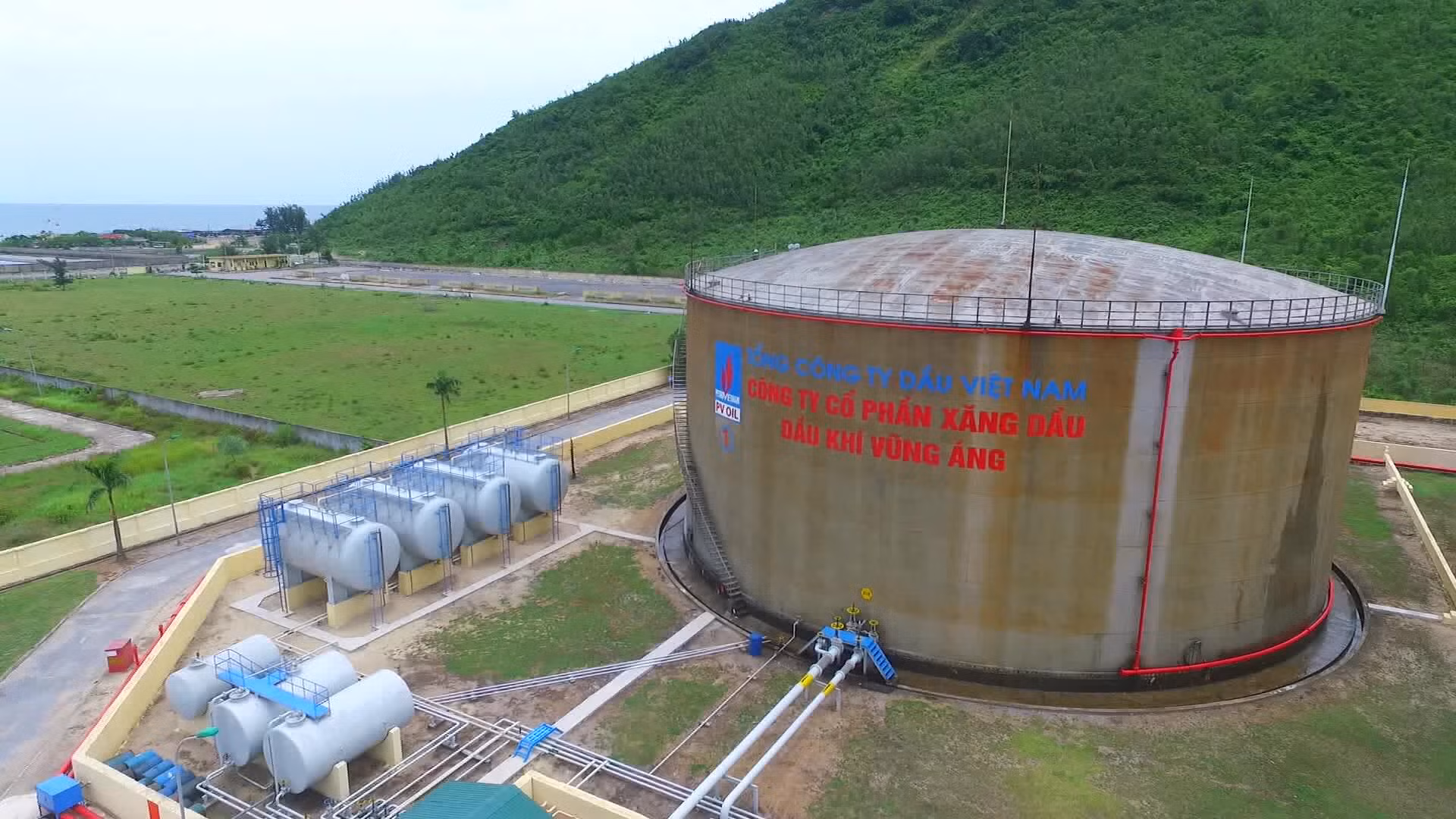 Giá xăng ngày 6/3 dự báo giảm mạnh
