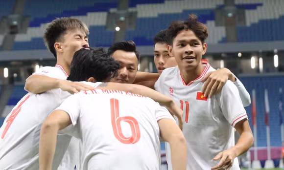 U23 Việt Nam - U23 Kuwait: Tạo lợi thế trong cuộc đua giành vé tứ kết