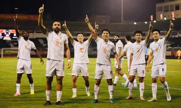 V-League sau vòng 5: Ấn tượng Sông Lam Nghệ An