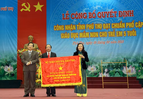 Phú Thọ phổ cập giáo dục mầm non cho trẻ 5 tuổi ảnh 1