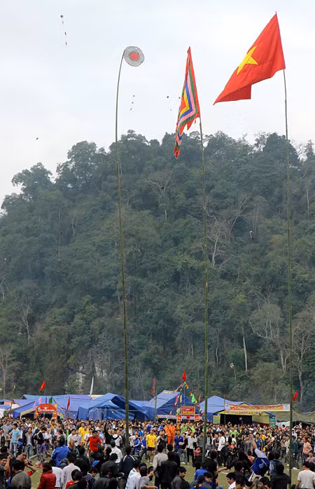Tưng bừng Hội xuân Ba Bể ảnh 2