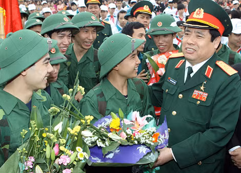 2.500 thanh niên thủ đô lên đường nhập ngũ ảnh 1
