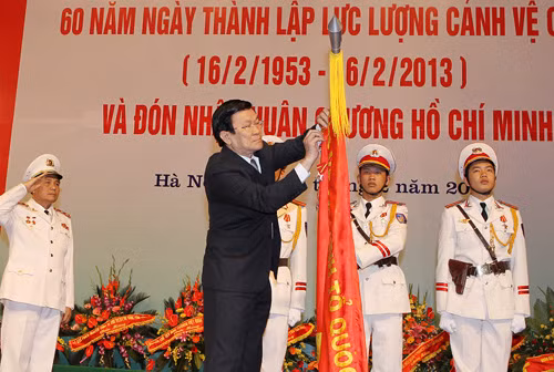 Kỷ niệm 60 năm thành lập lực lượng cảnh vệ công an nhân dân ảnh 1