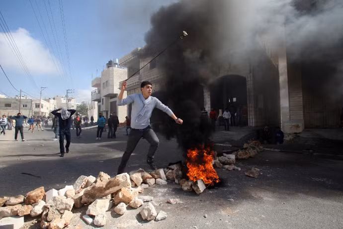 Mỹ hối thúc Palestine và Israel kiềm chế tối đa ảnh 1